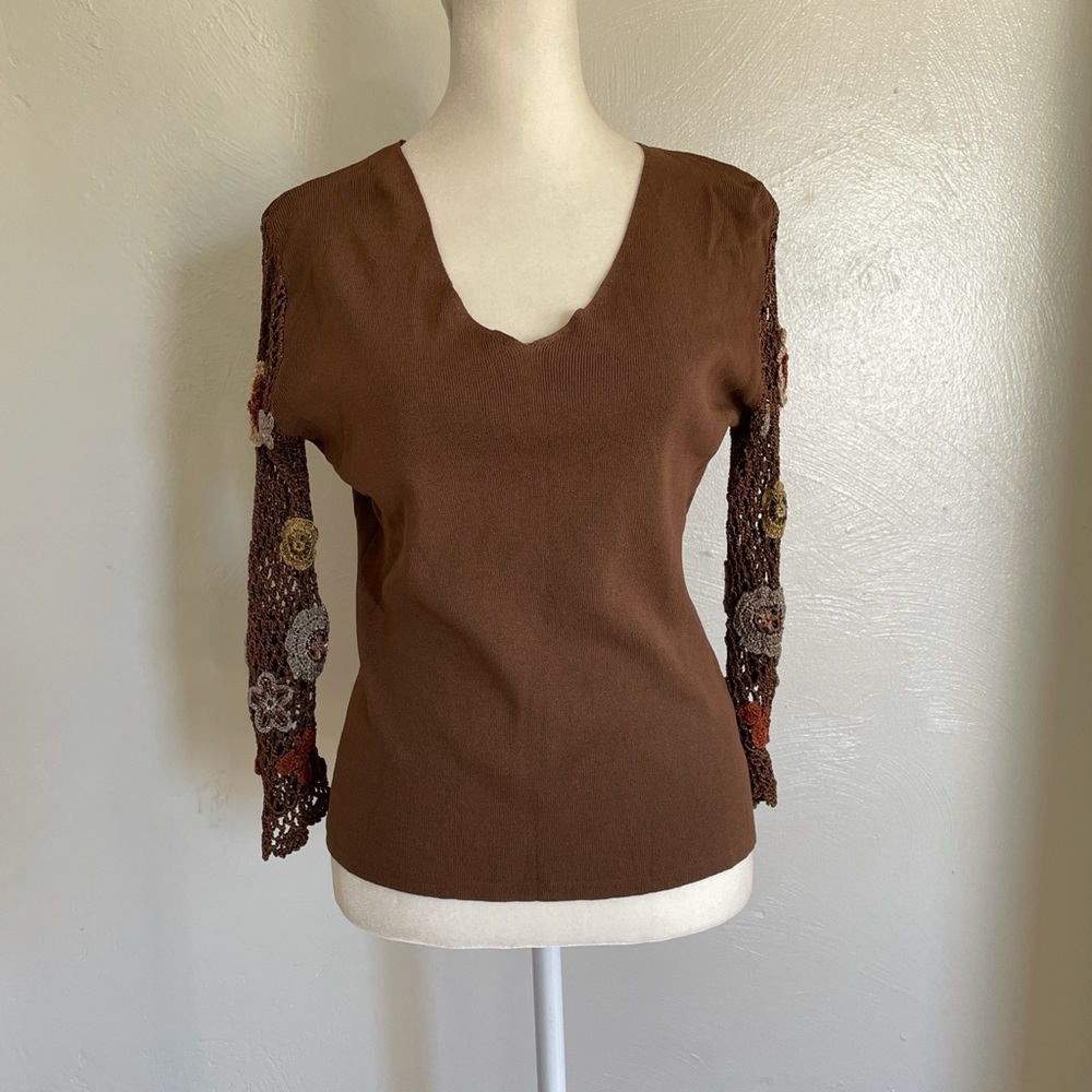 3/4 Sleeve Yarn Top
